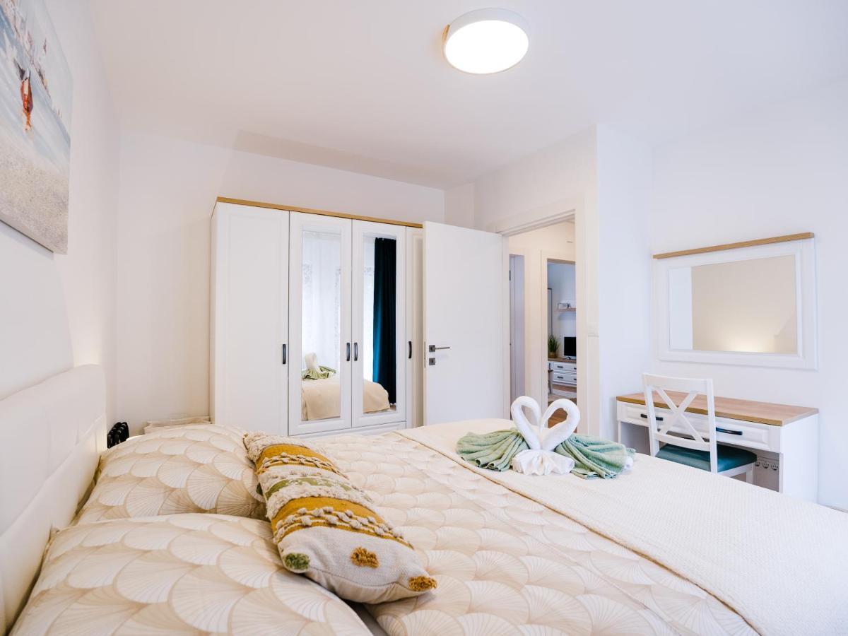 Tonka Apartment Пула Екстериор снимка